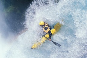 KAIYUN 中国大陆-佛罗伦萨新援助攻建功，帮助球队逆转比分，佛罗伦萨球队赞助商