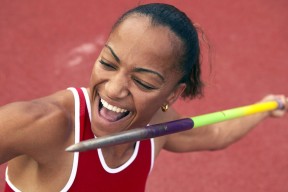 Kaiyun APP-TES发布职业选手体能训练新规范，体能特训