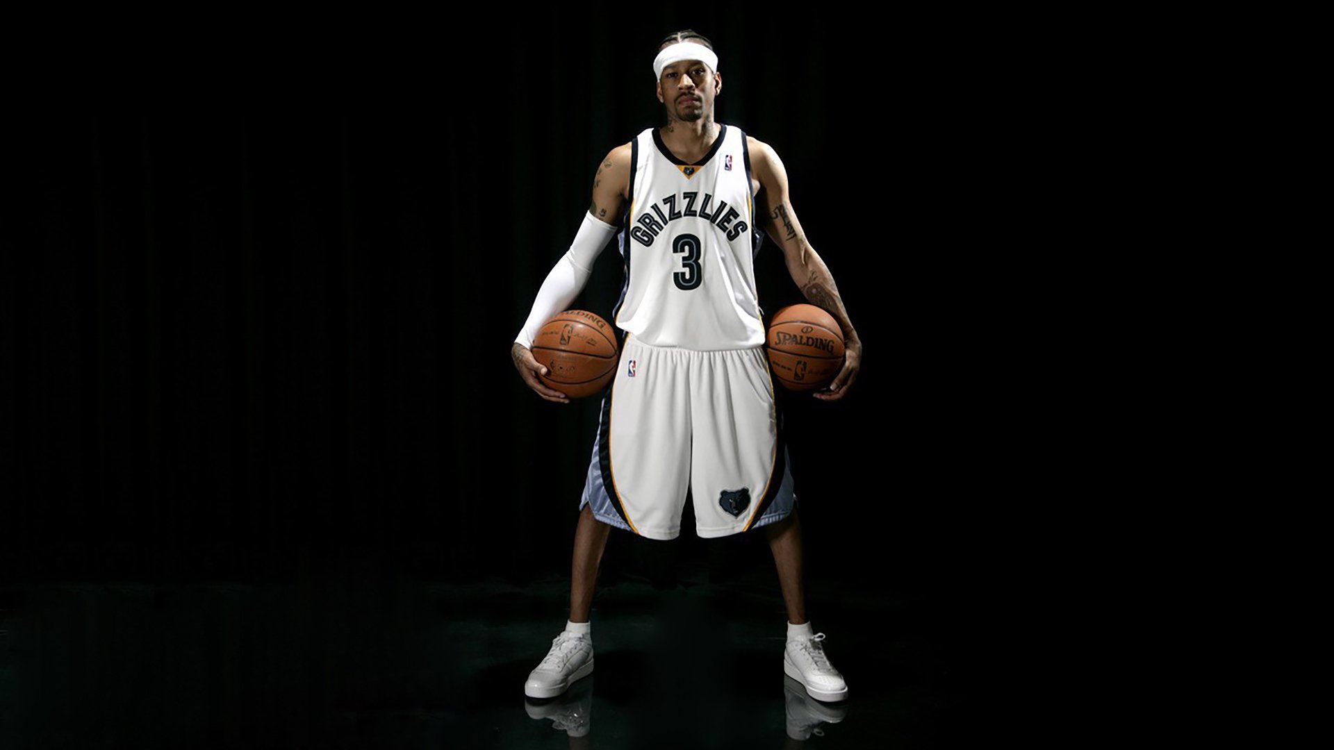 右边锋身手不凡!球员纪录片发布,球迷直呼过瘾,右边锋现役