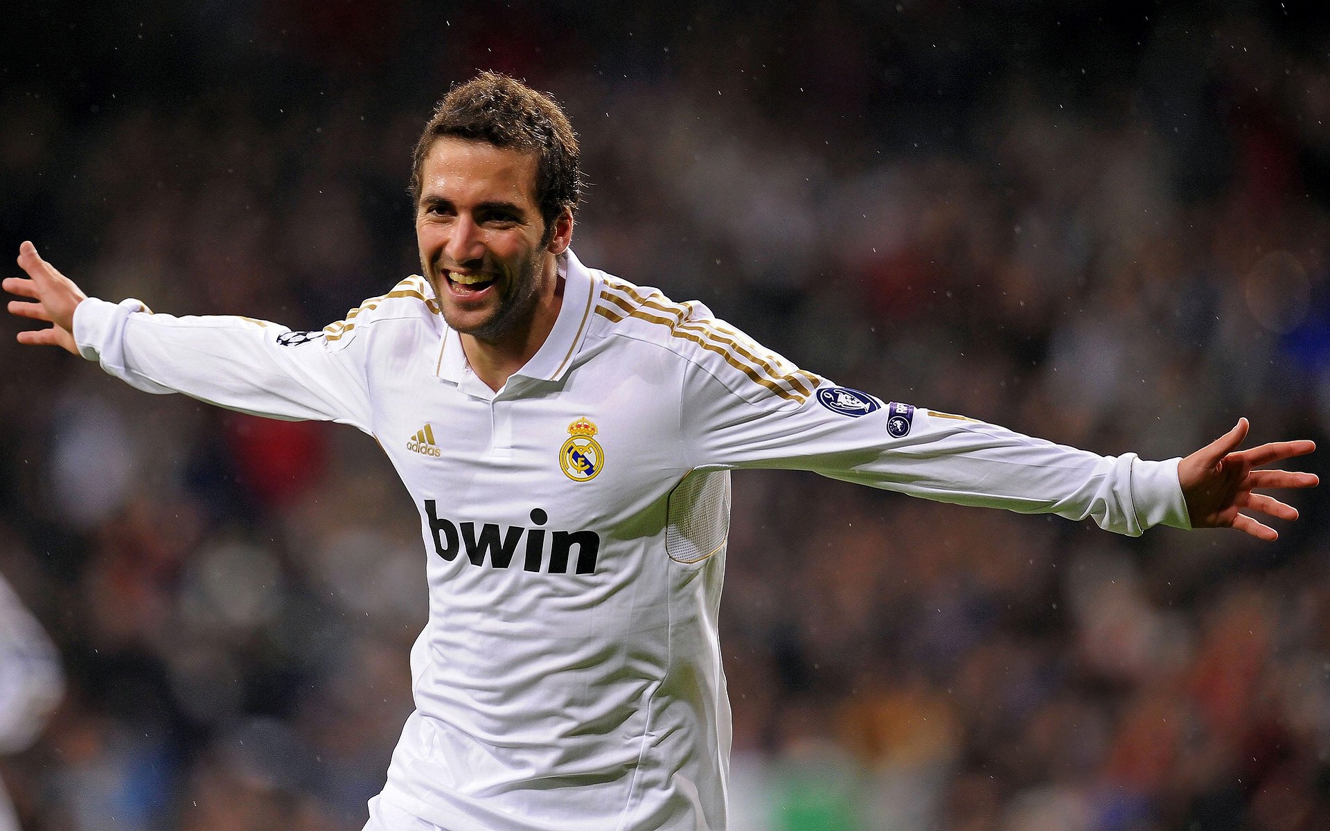 心理抗压:冠军车手的比赛心态揭秘,赛车手心理素质